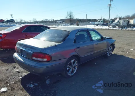 1998 Mazda 626 Dx/Lx z USA, uszkodzony, nr VIN 1YVGF22C6W5698314